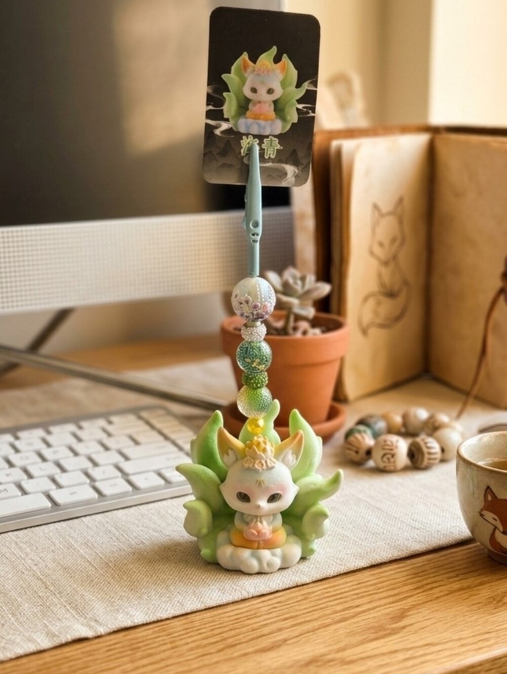 Handcrafted Green Fox Figurine Card & Photo Holder.